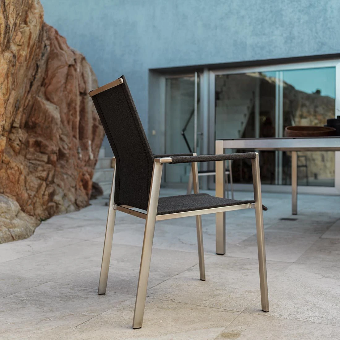 Solpuri Dance Stapelsessel Edelstahl/Textilene Silber/Coal – Bild 14