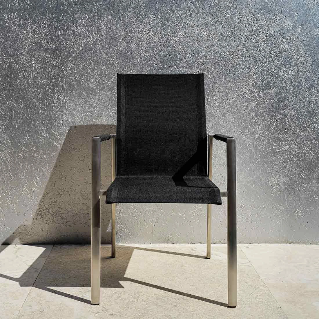 Solpuri Dance Stapelsessel Edelstahl/Textilene Silber/Coal – Bild 16